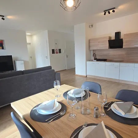 Apartment With Air Conditioning, Imperial N7 *